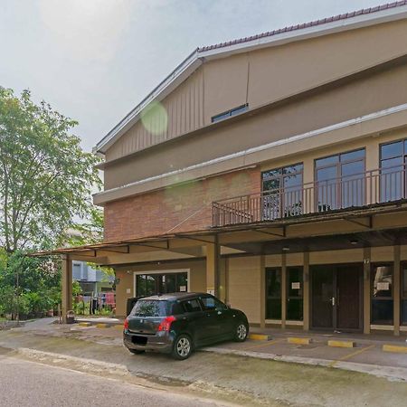 KoolKost Syariah At Taman Simprug Cikarang Hotel Bekasi Bagian luar foto