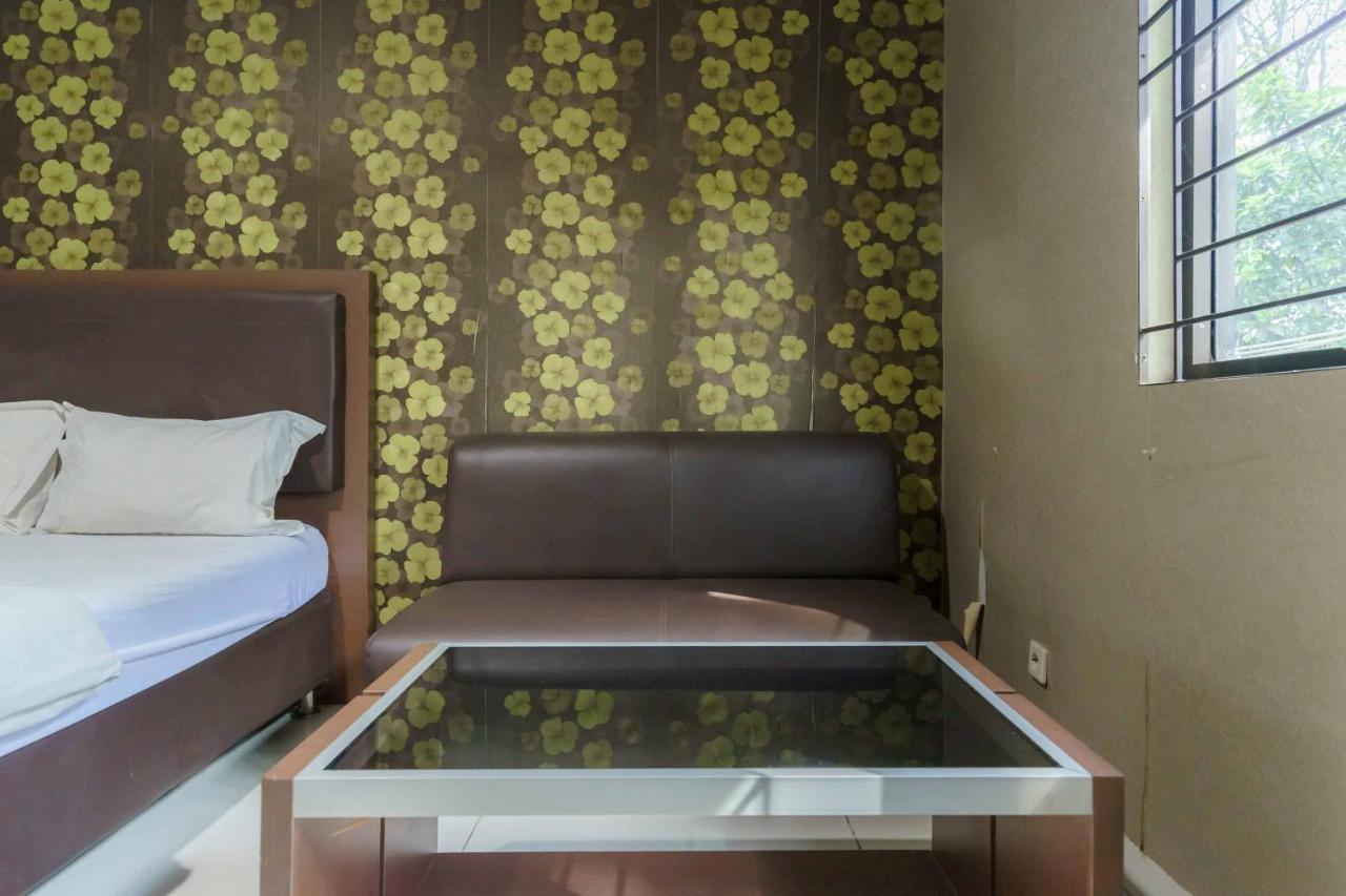 KoolKost Syariah At Taman Simprug Cikarang Hotel Bekasi Bagian luar foto
