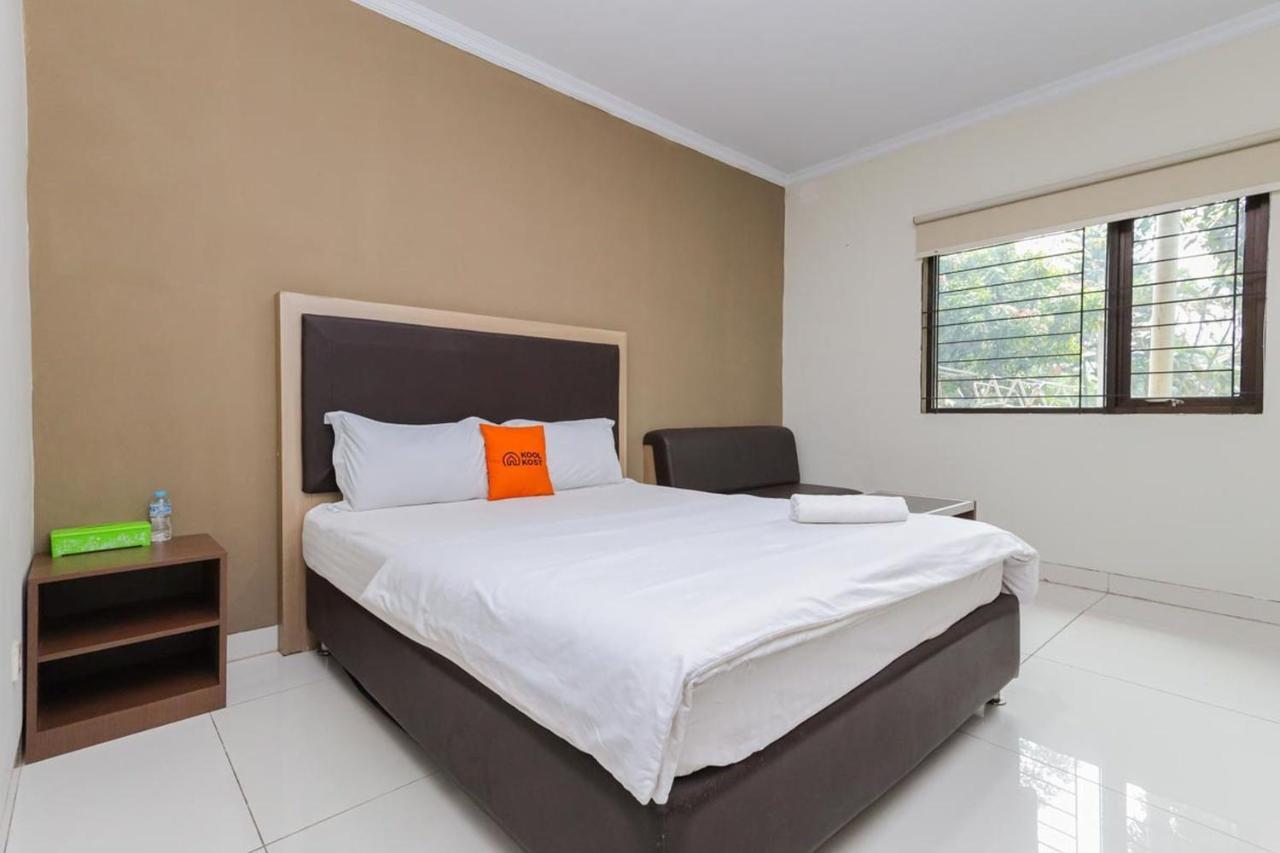KoolKost Syariah At Taman Simprug Cikarang Hotel Bekasi Bagian luar foto