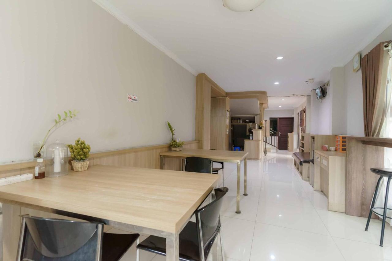 KoolKost Syariah At Taman Simprug Cikarang Hotel Bekasi Bagian luar foto