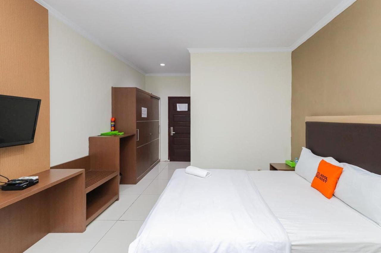 KoolKost Syariah At Taman Simprug Cikarang Hotel Bekasi Bagian luar foto