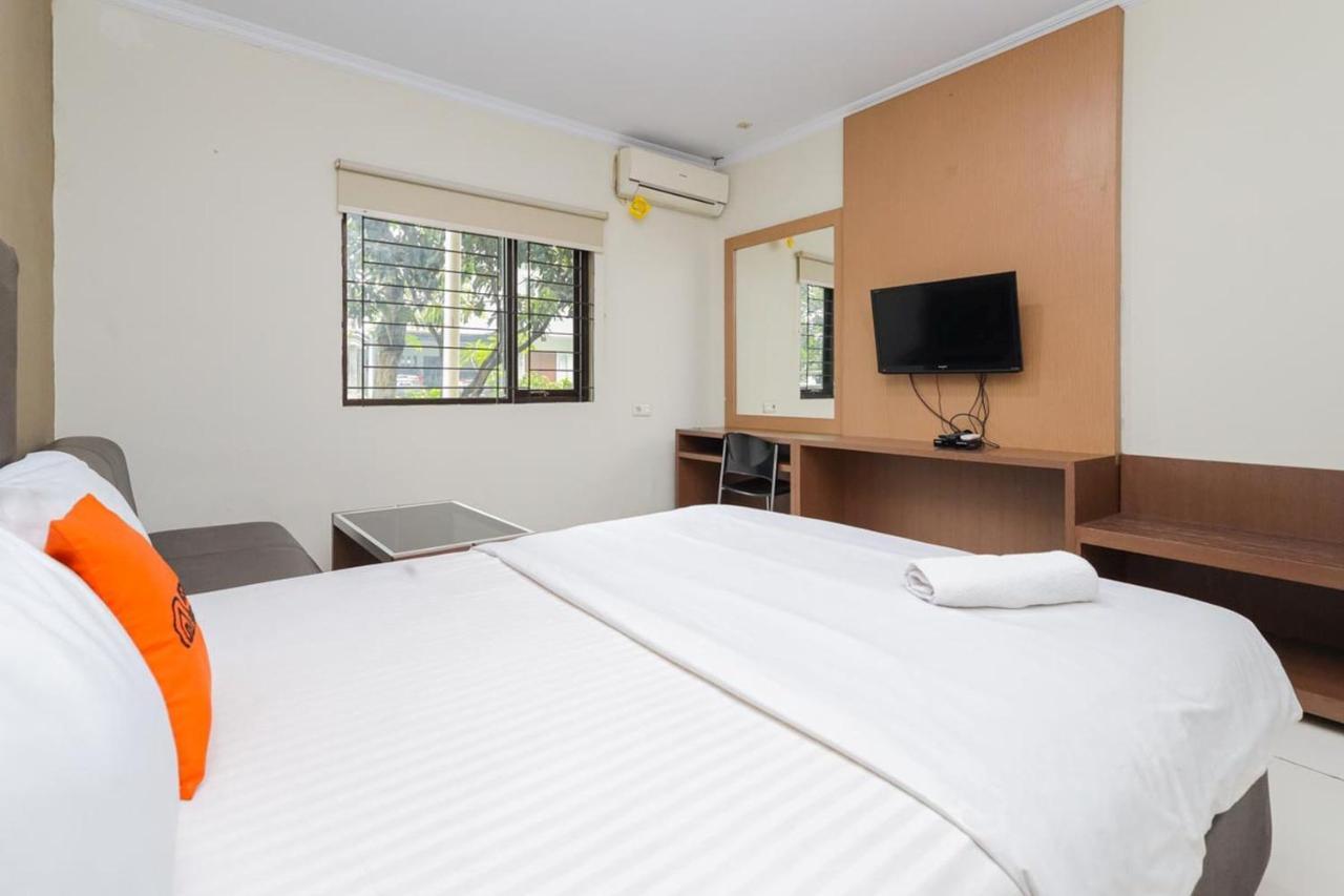 KoolKost Syariah At Taman Simprug Cikarang Hotel Bekasi Bagian luar foto