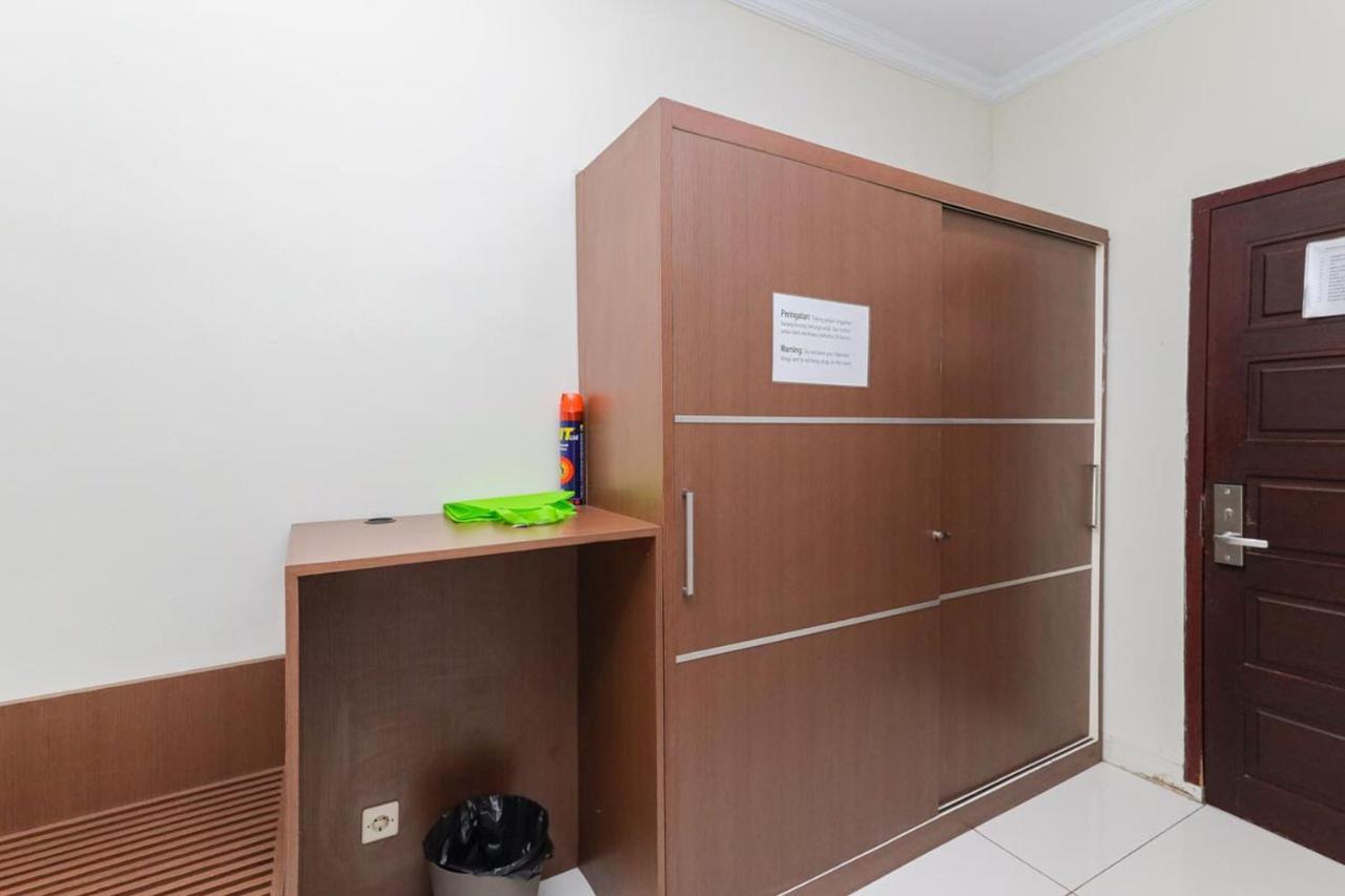 KoolKost Syariah At Taman Simprug Cikarang Hotel Bekasi Bagian luar foto